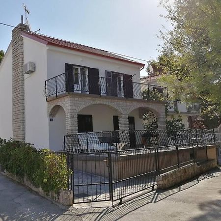 Whole Villa In Primosten Exterior photo